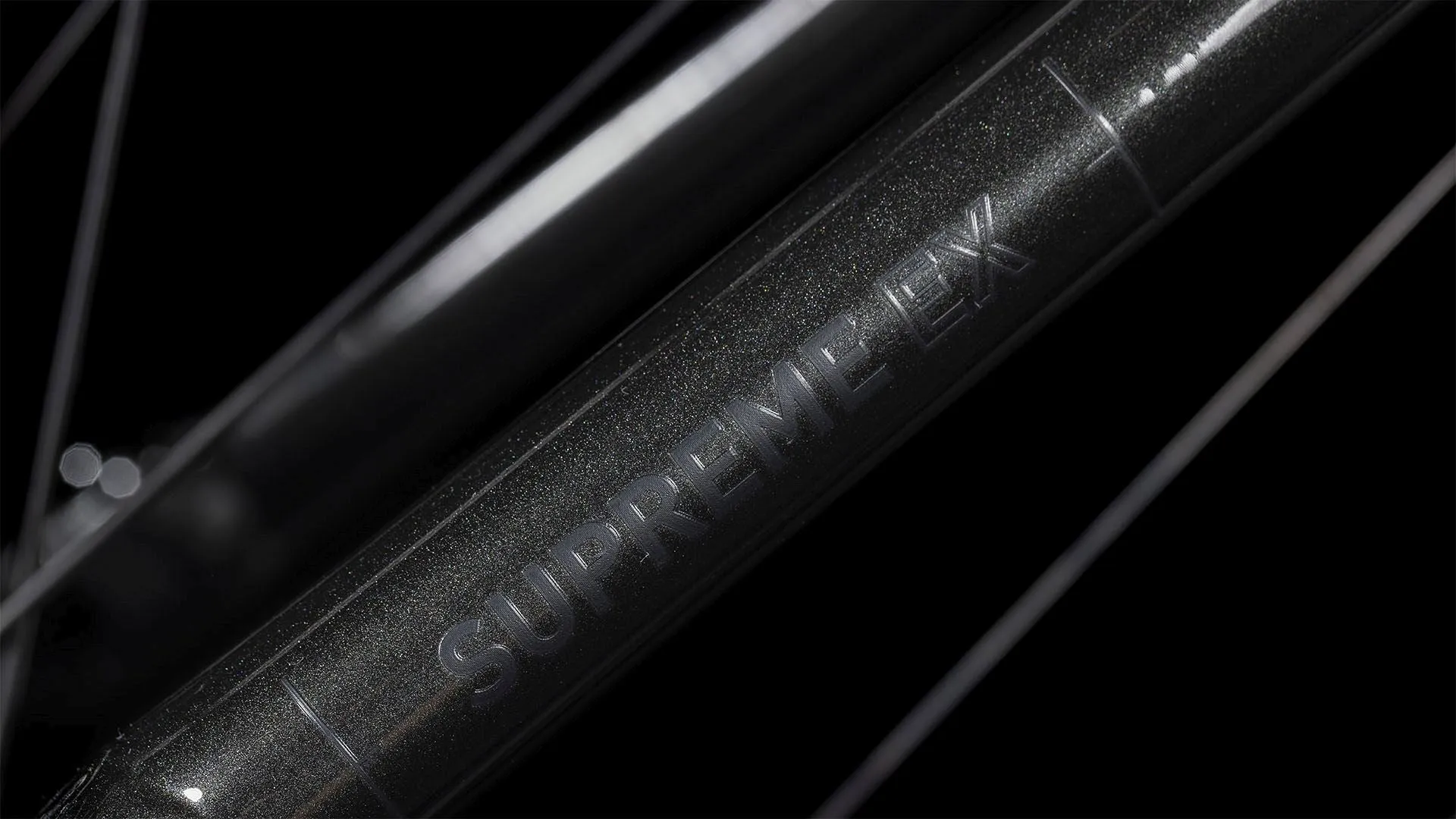 CUBE SUPREME HYBRID EX 625 GREY/BLACK