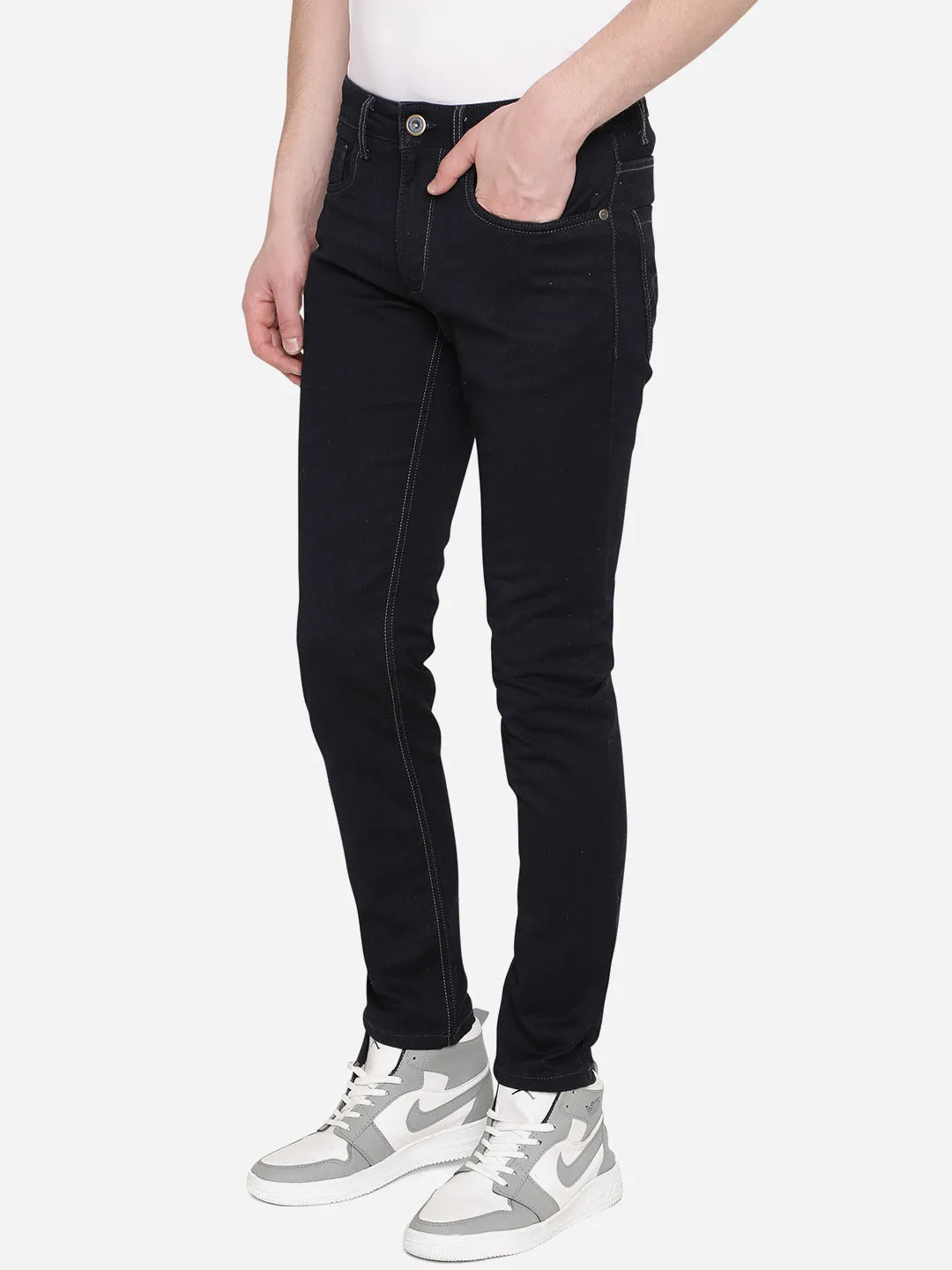 Dark Blue Solid Slim Fit Jeans | JadeBlue