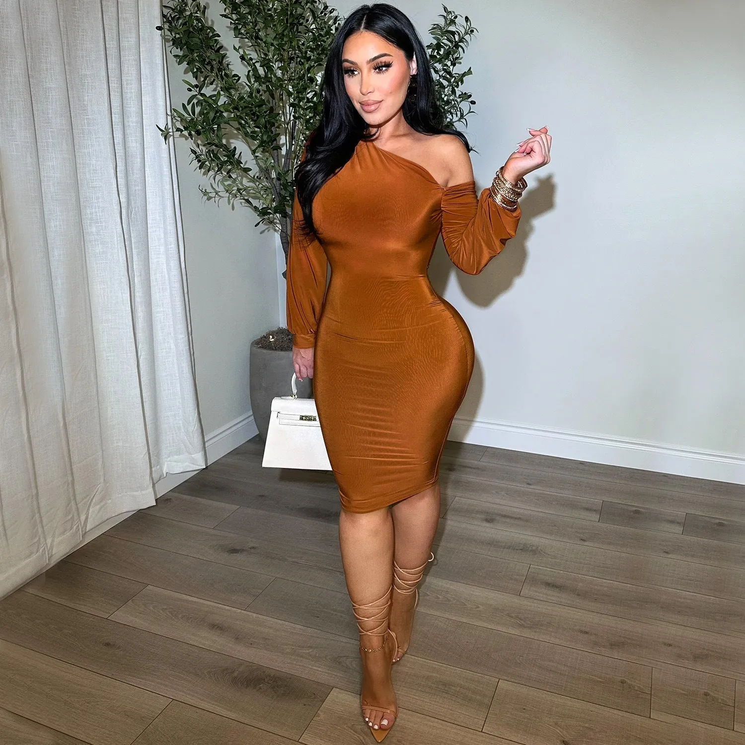 Elegant One Shoulder Bodycon Midi Dress with Dramatic Lantern Sleeve