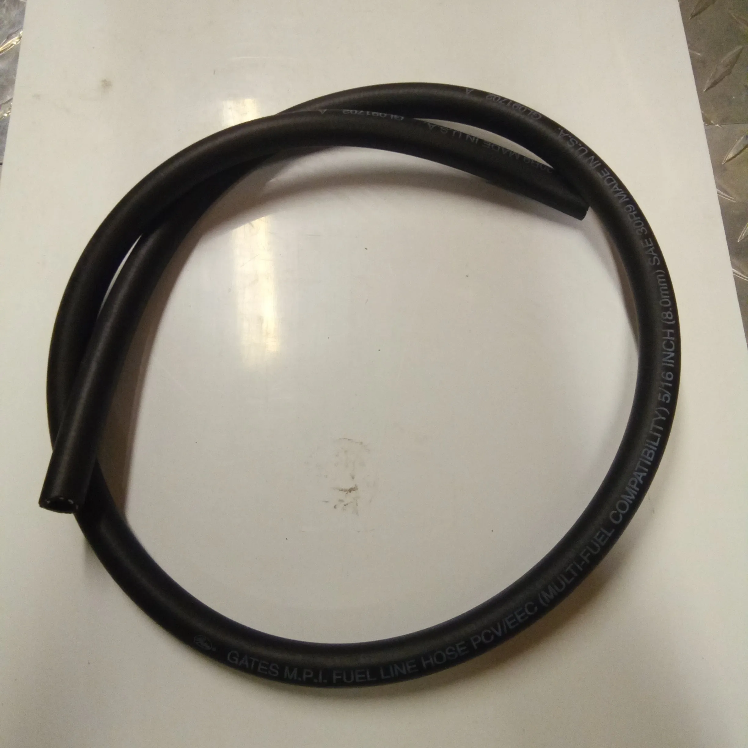 FUEL HOSE (#823952080) USE 00823952080