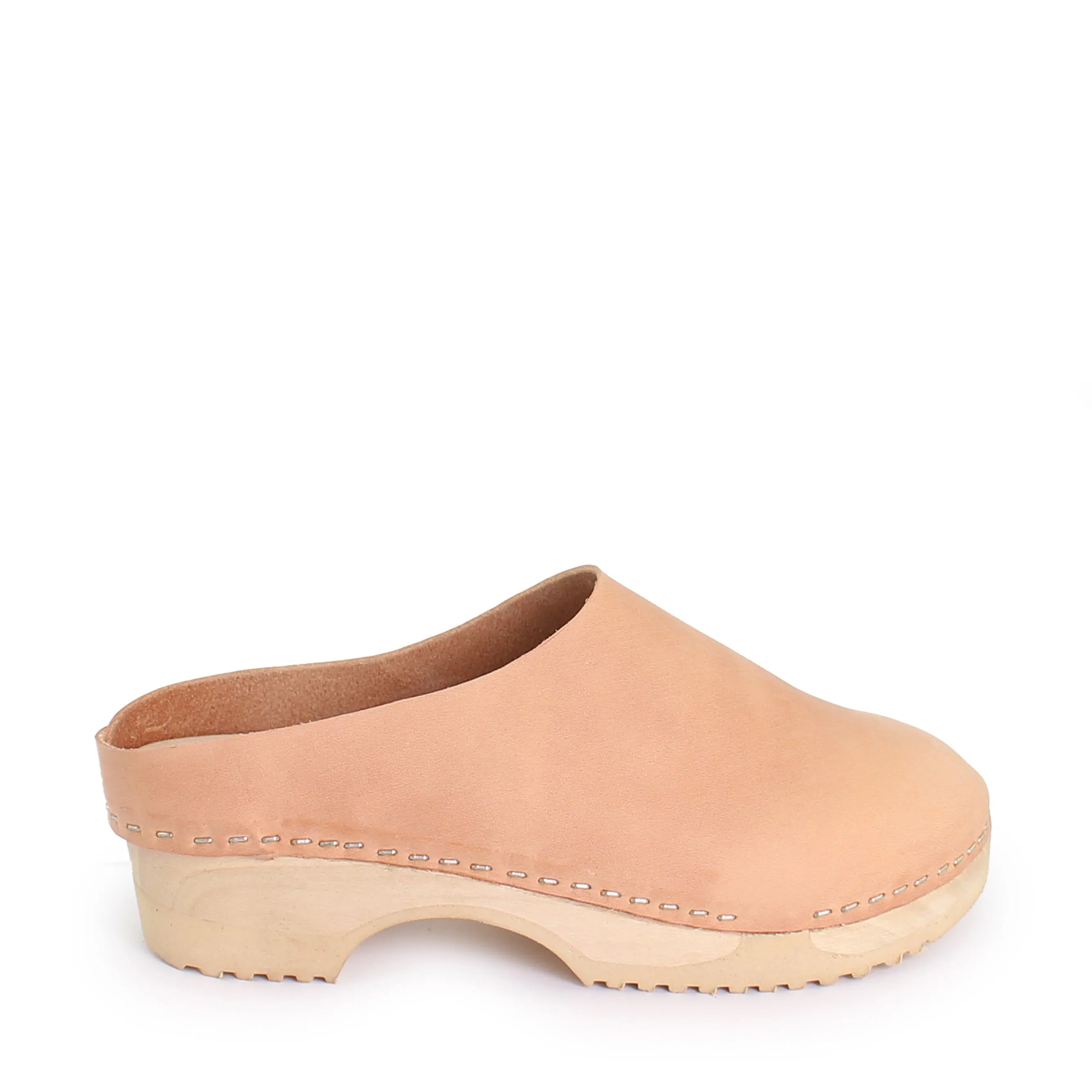 LEO CLOG   Cammello