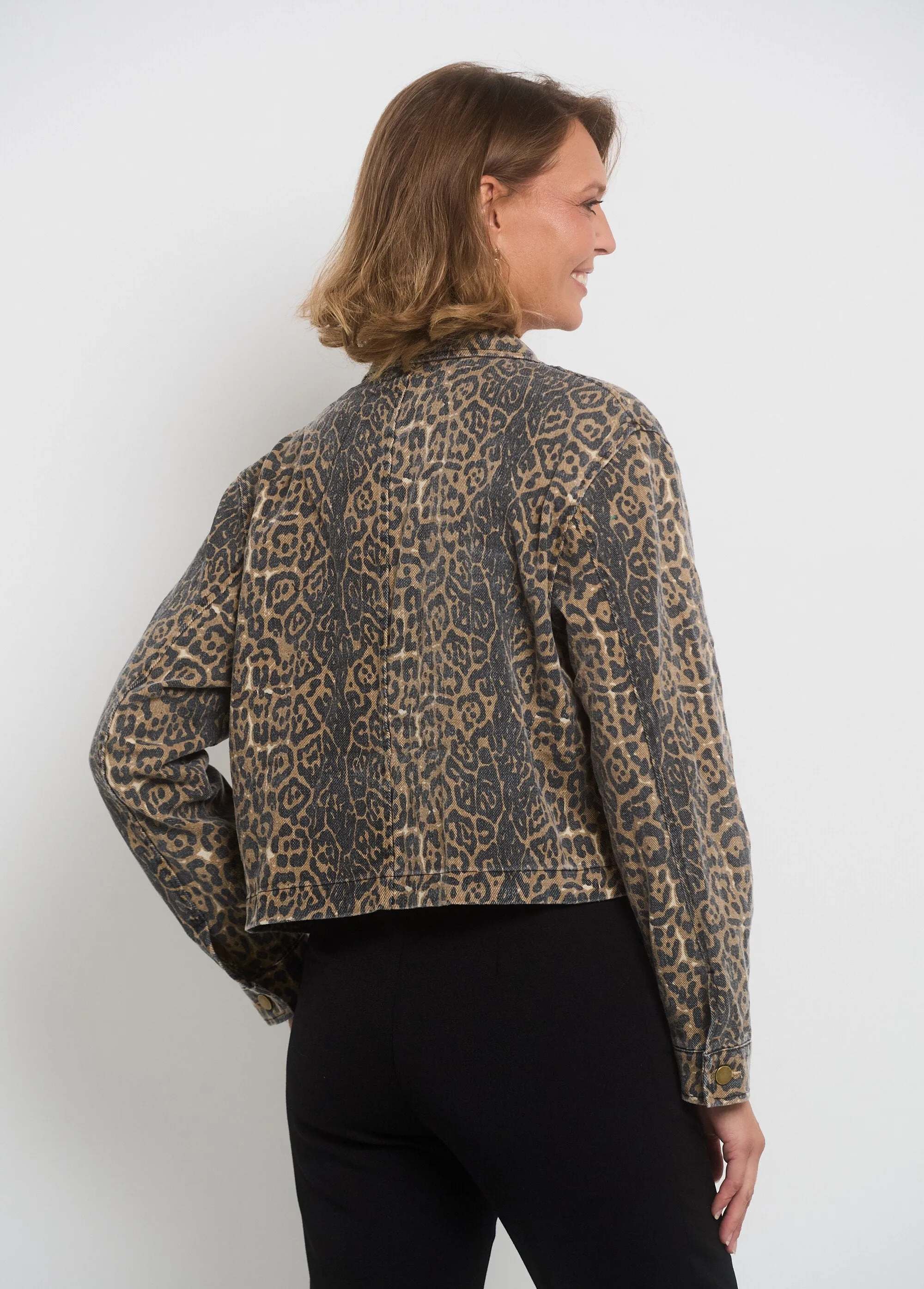 Long-sleeved leopard denim jacket