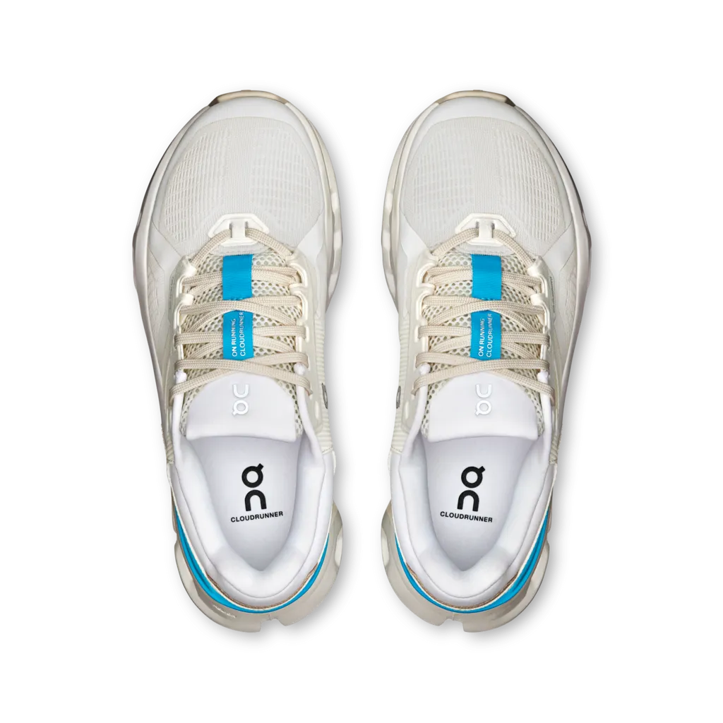 'On Running' Women's Cloudmonster 2 - White / Horizon
