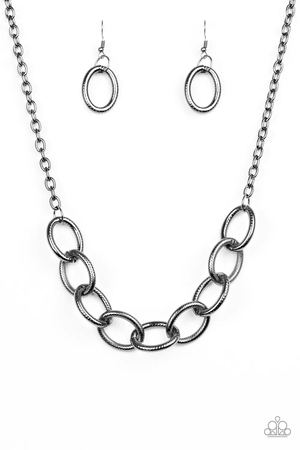 Paparazzi -Boldly Bronx - Black Necklace