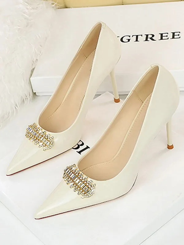 Pointed-Toe Shallow Cut Split-Joint Pumps