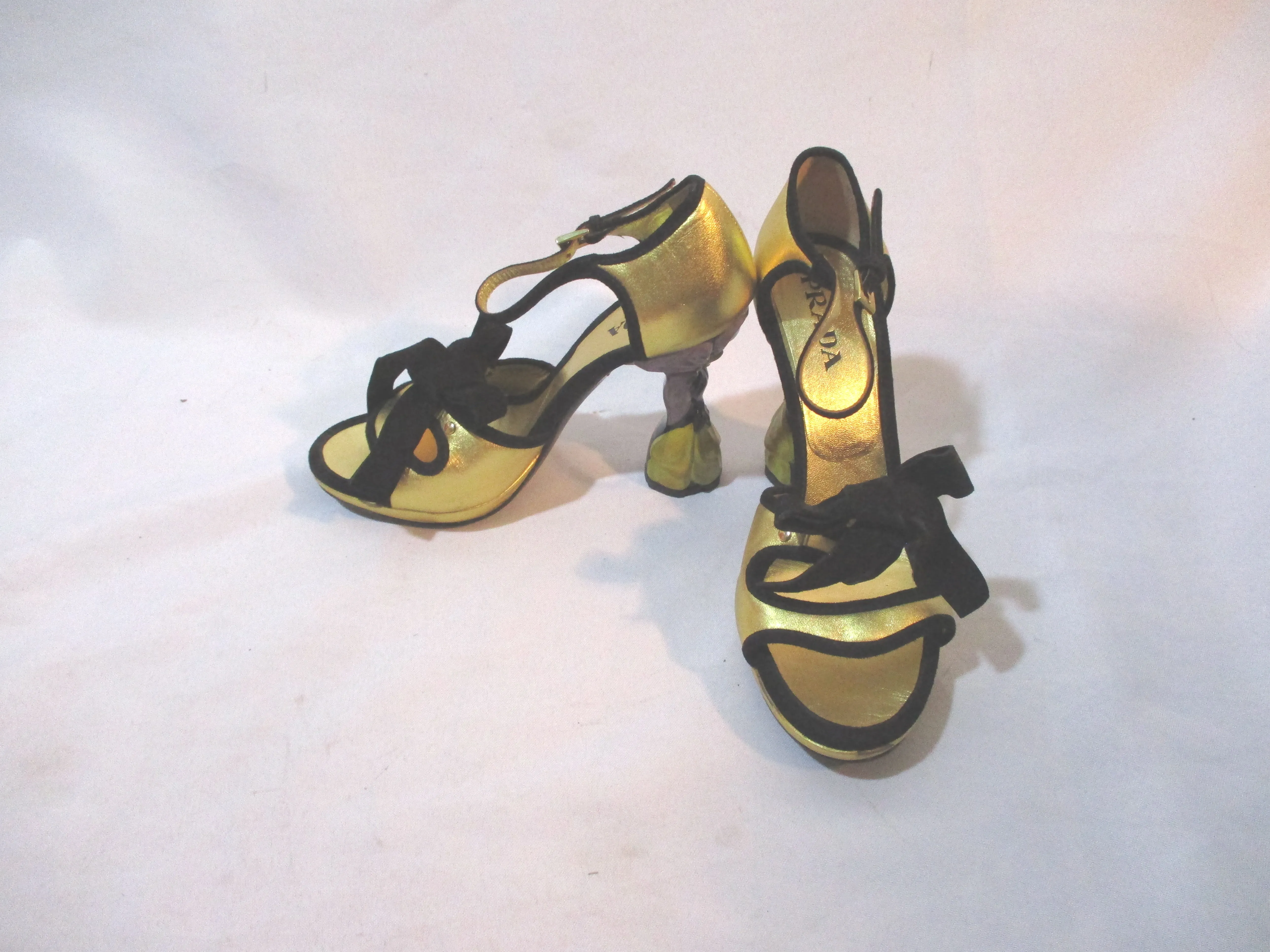 PRADA Carved Floral Pump Shoe 36.5 GOLD BLACK PURPLE YELLOW