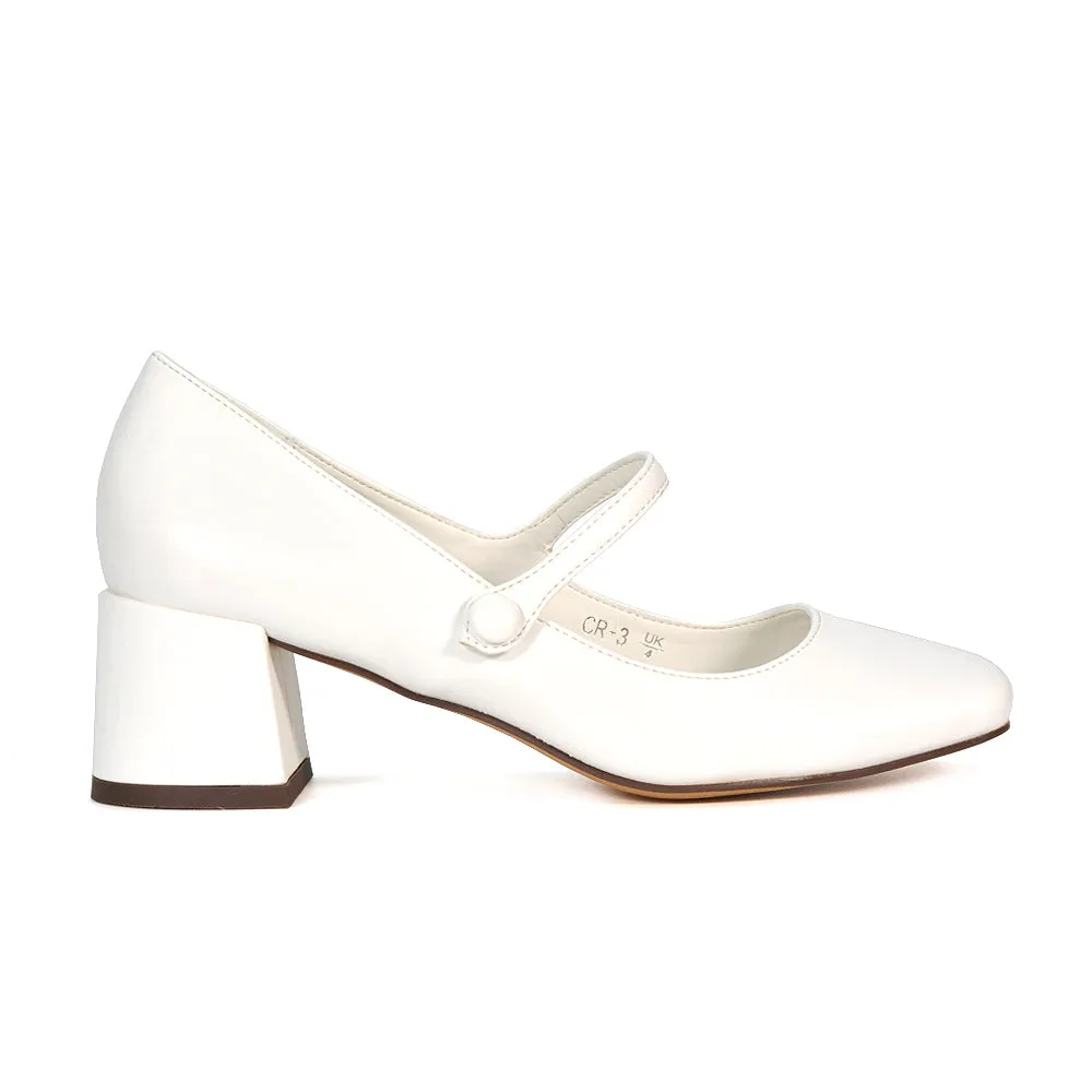 Rhea Mid Block Heel Closed Toe Mary Jane Shoes With Strap in Silver Metallic