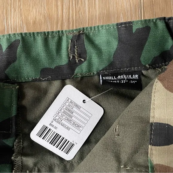 Urban Outfitters Urban Renewal Remade Camo Cut-Off Short