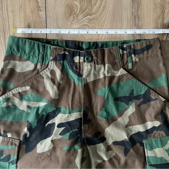 Urban Outfitters Urban Renewal Remade Camo Cut-Off Short