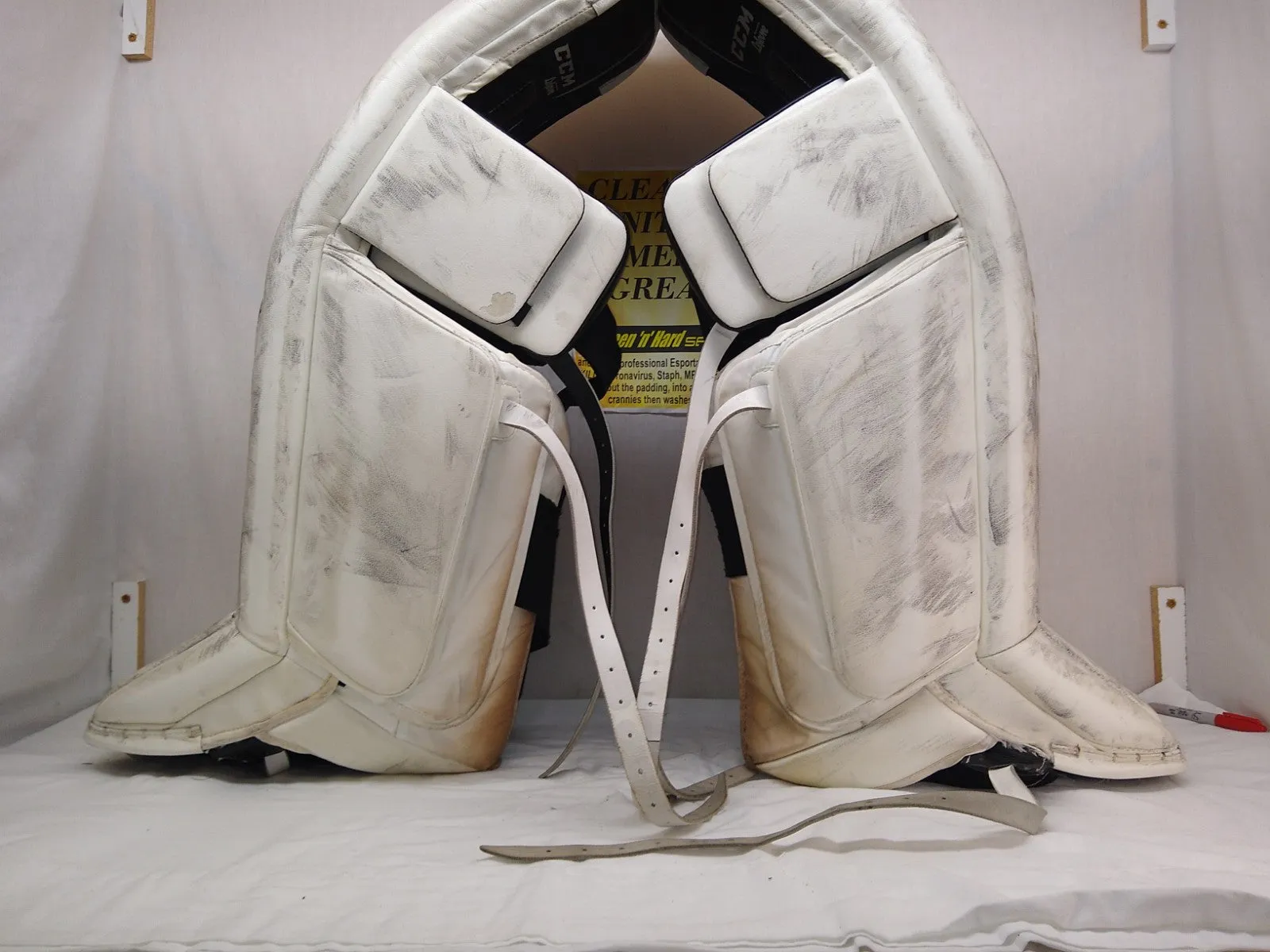 Used CCM Premier Pro Size 36 2 White/Silver Ice Hockey Goalie Leg Pads