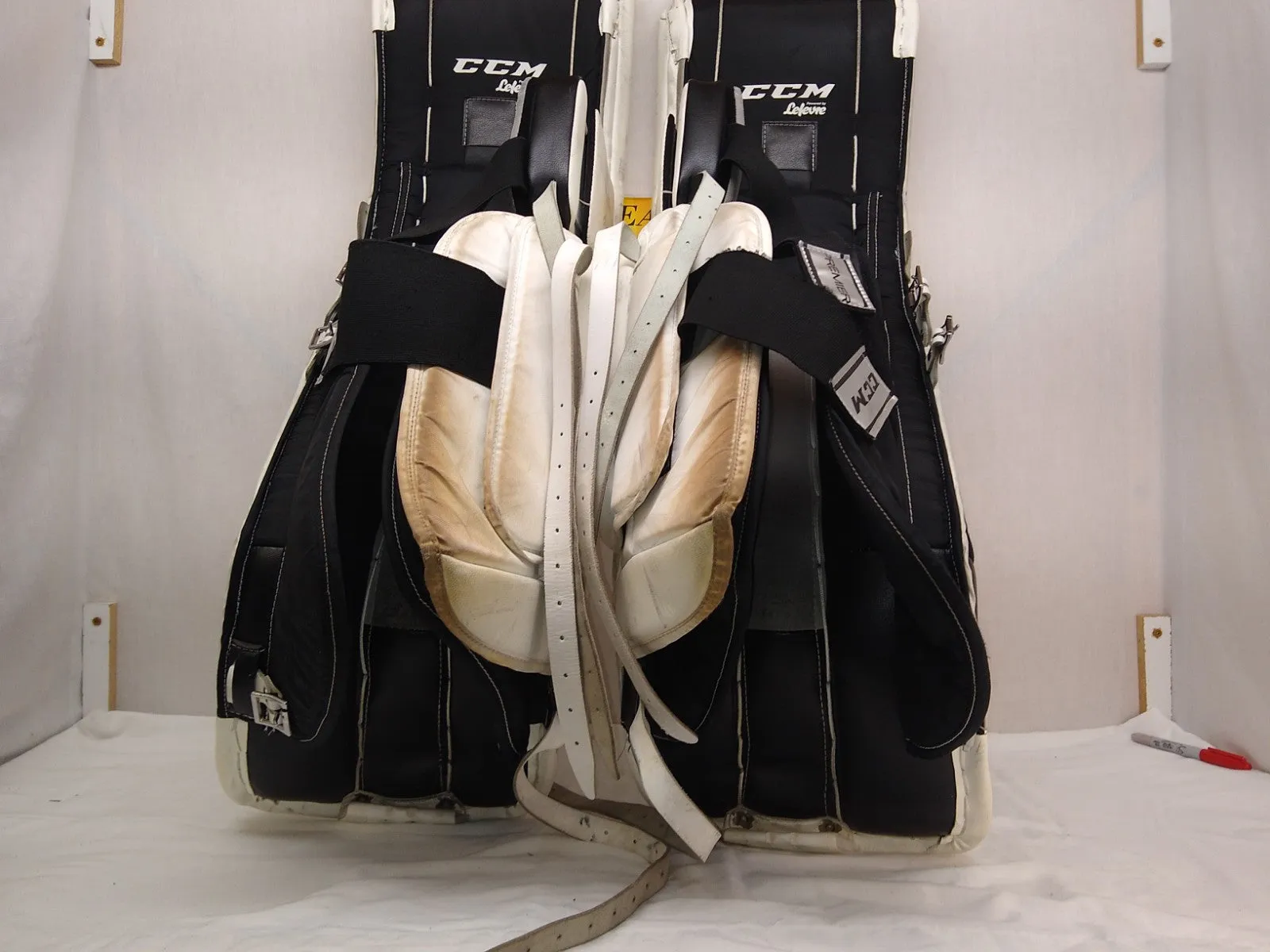 Used CCM Premier Pro Size 36 2 White/Silver Ice Hockey Goalie Leg Pads