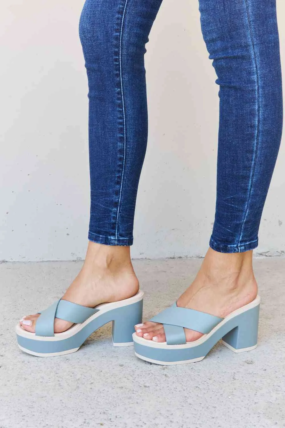 Weeboo Empowering Misty Blue Contrast Platform Sandals